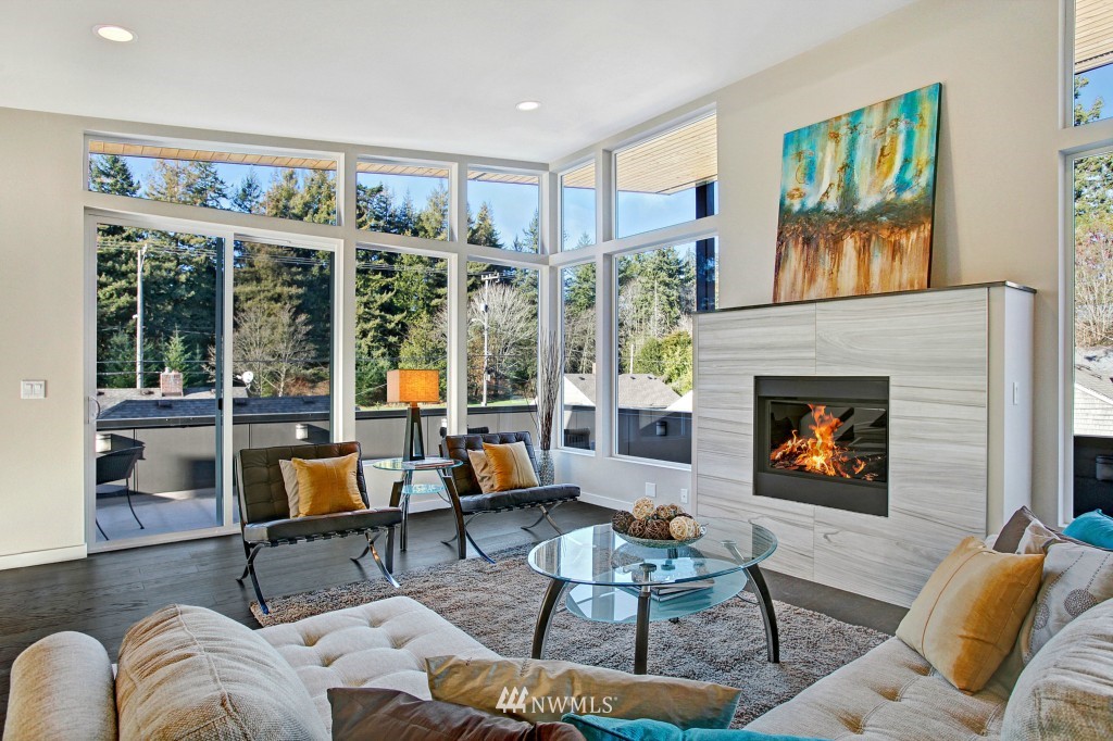4609 Southwest Monroe Street Seattle, WA 98136 - Photo 3 of 24 Gallery Image 3