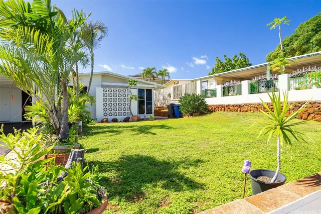 $975,000 | 94-326 Kipou Place, Waipahu, HI 96797