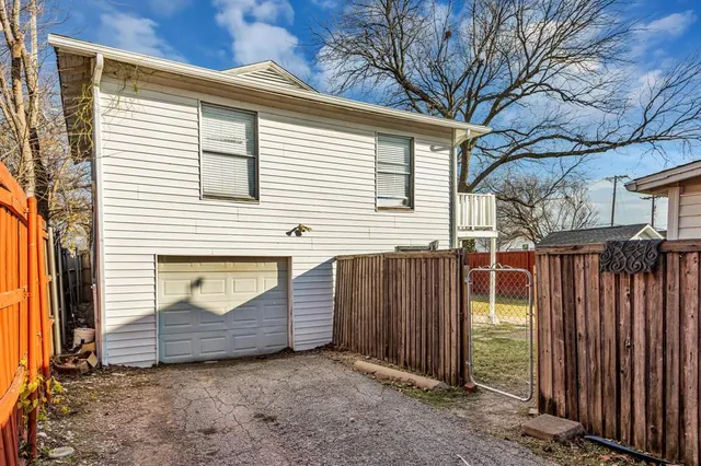 $310,000 | 304 North Jackson Avenue, Wylie, TX 75098