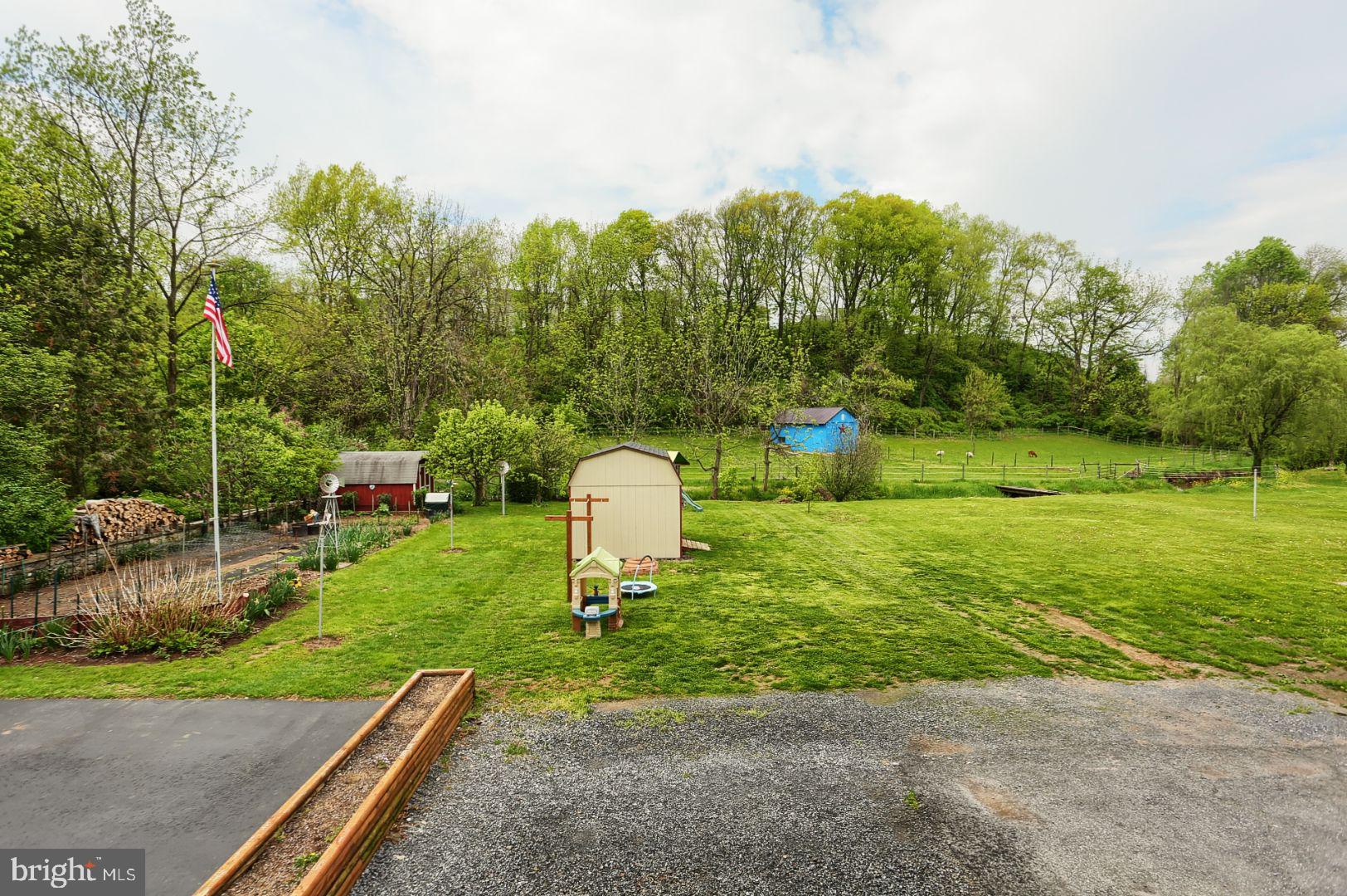 975 Fritztown Road Sinking Spring, PA 19608 - Photo 22 of 27