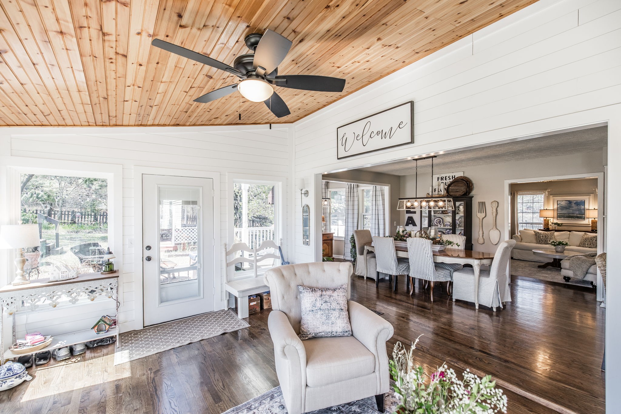 6761 Hall Road Greenbrier, TN 37073 - Photo 54 of 85 a living room with furniture