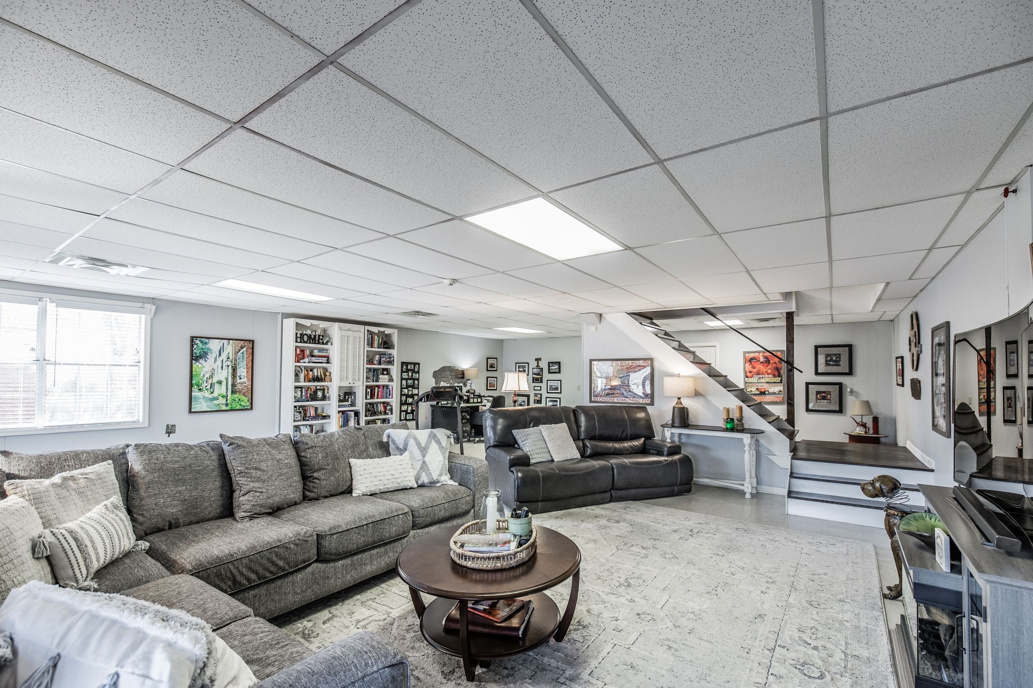 6761 Hall Road Greenbrier, TN 37073 - Photo 80 of 85 a living room with furniture and a large window