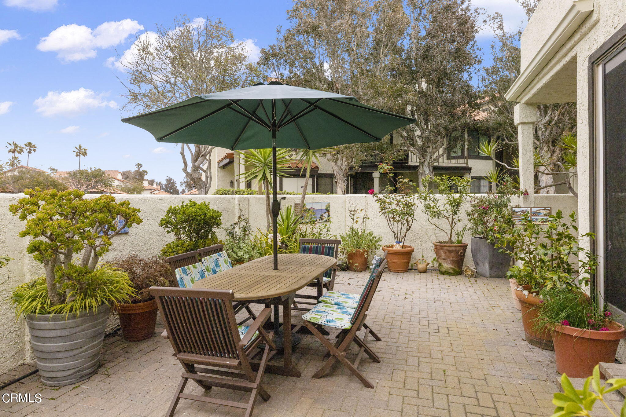 2226 Cannes Square Oxnard, CA 93035 - Photo 53 of 75 51-web-or-mls-UpmarketMedia_2226Can-134