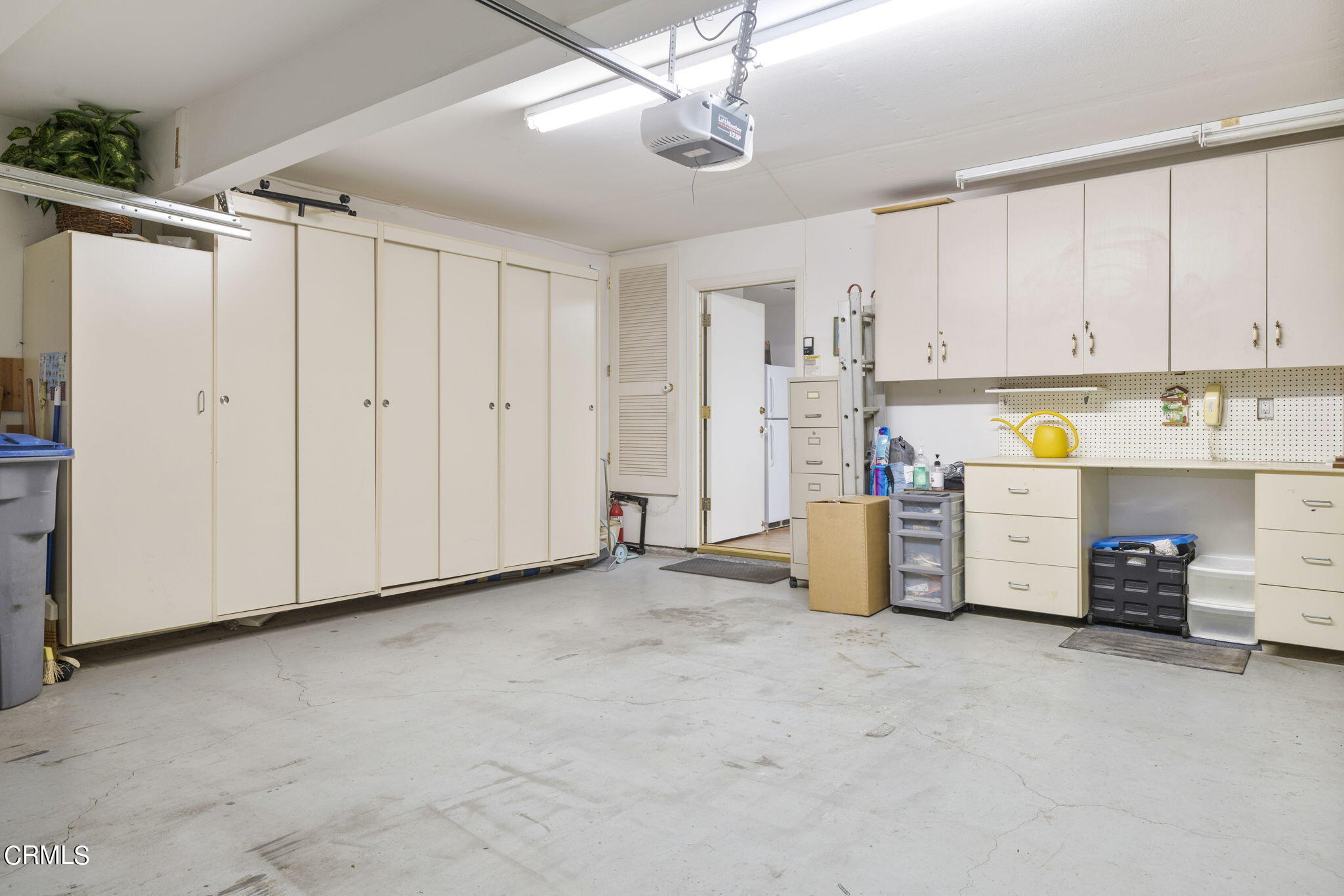 2226 Cannes Square Oxnard, CA 93035 - Photo 57 of 75 55-web-or-mls-UpmarketMedia_2226Can-168