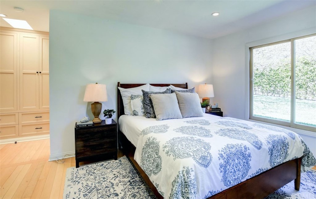 90 Monterey Lane Sierra Madre, CA 91024 - Photo 13 of 36 Bedroom