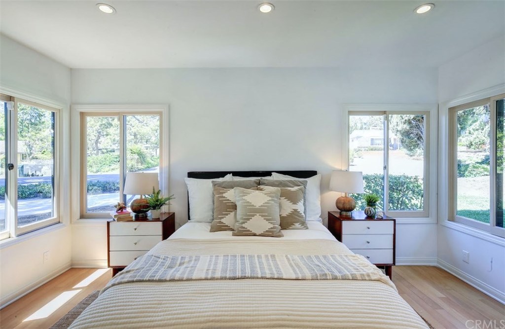 90 Monterey Lane Sierra Madre, CA 91024 - Photo 18 of 36 Bedroom