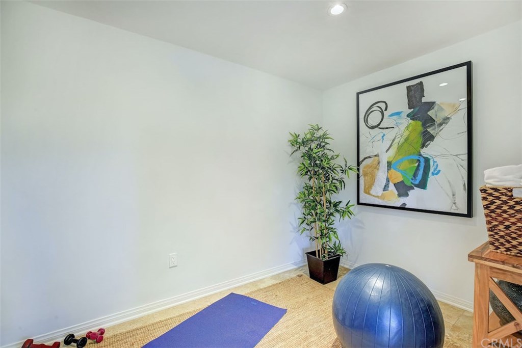 90 Monterey Lane Sierra Madre, CA 91024 - Photo 24 of 36 Bonus Room 2