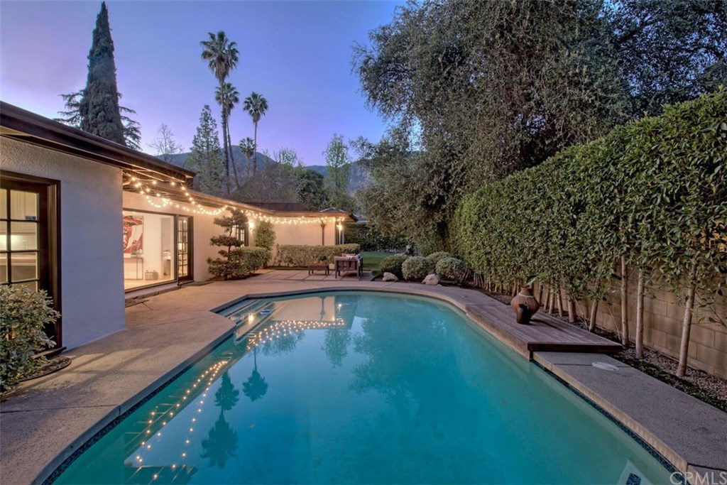 90 Monterey Lane Sierra Madre, CA 91024 - Photo 28 of 36 Backyard