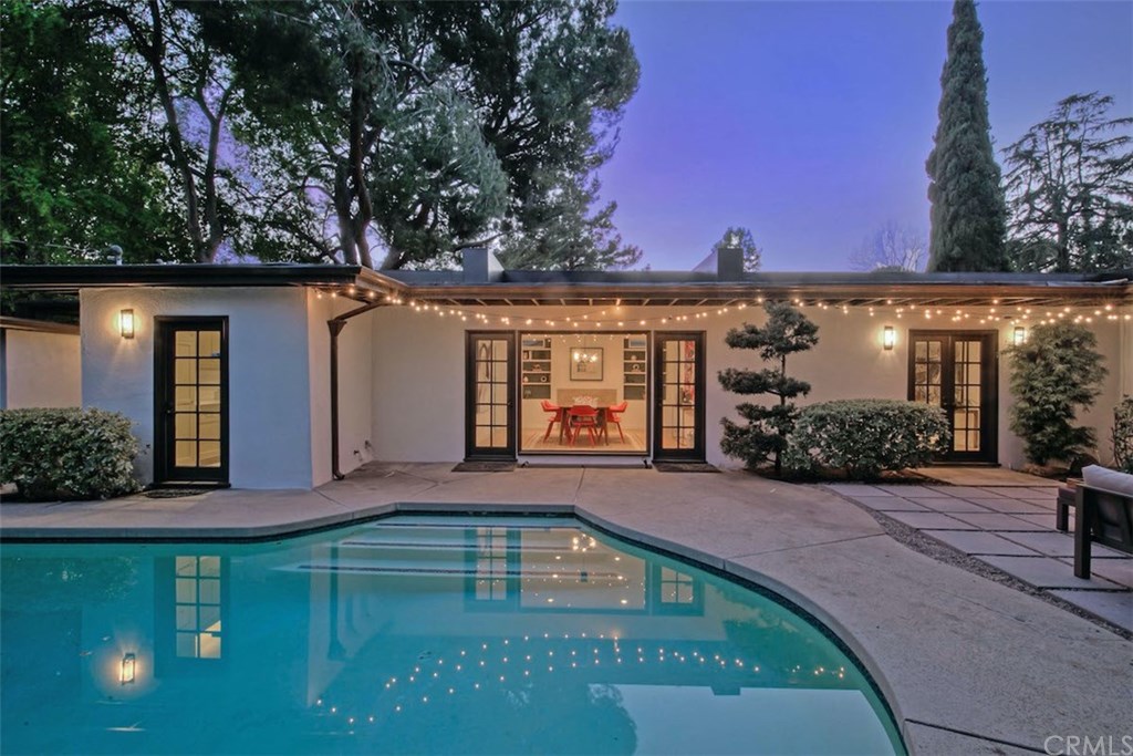 90 Monterey Lane Sierra Madre, CA 91024 - Photo 31 of 36 Backyard