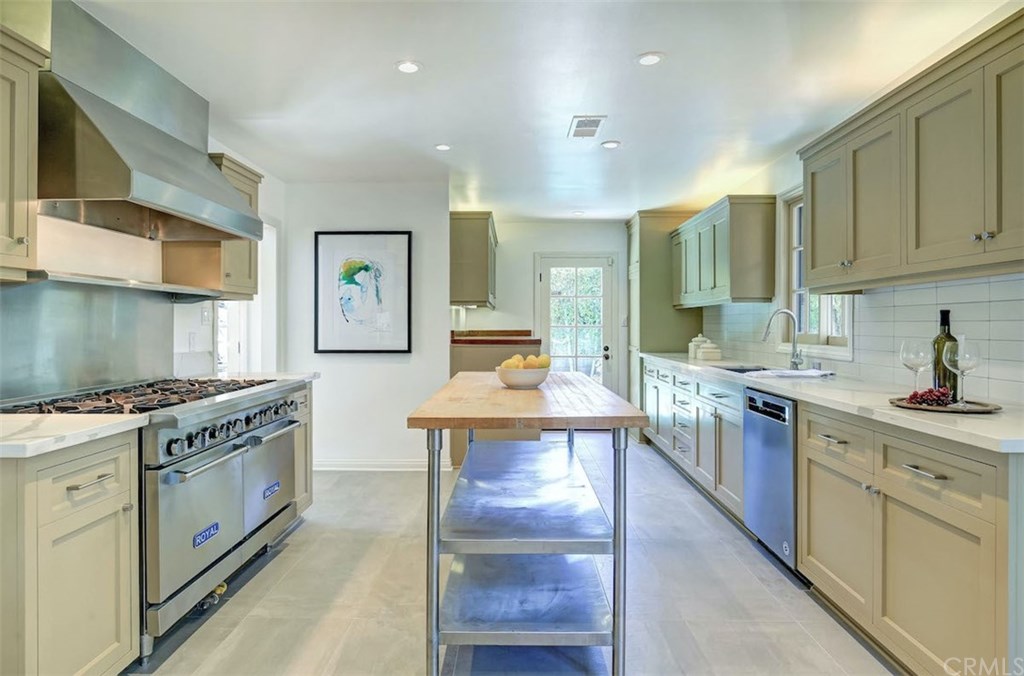 90 Monterey Lane Sierra Madre, CA 91024 - Photo 10 of 36 Kitchen