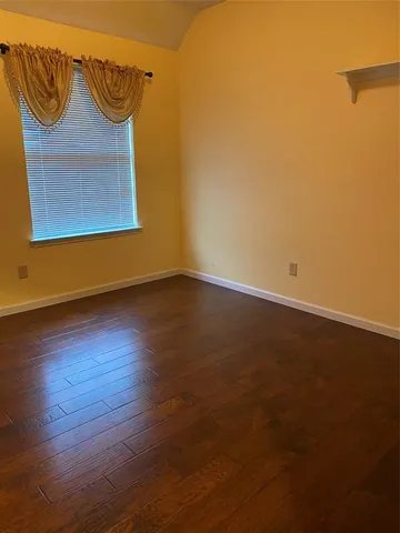 $2,700 | 1924 Sunset Path, Lewisville, TX 75067