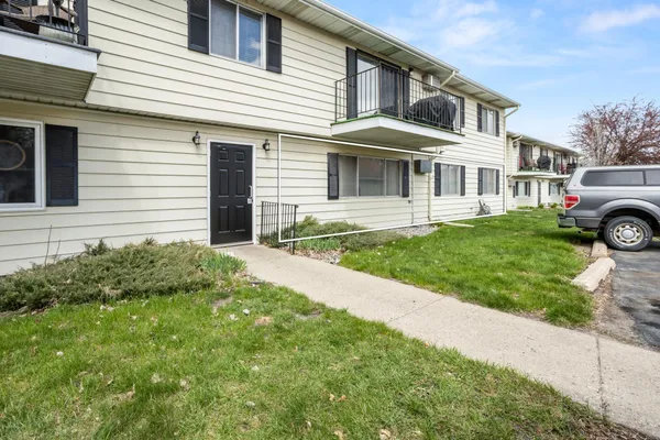 $87,000 | 3301 Cherry Lane, Unit A4, Fargo, ND 58102