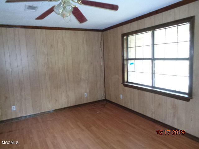 95 Ellis Hart Road Poplarville, MS 39470 - Photo 8 of 17 DSC01408