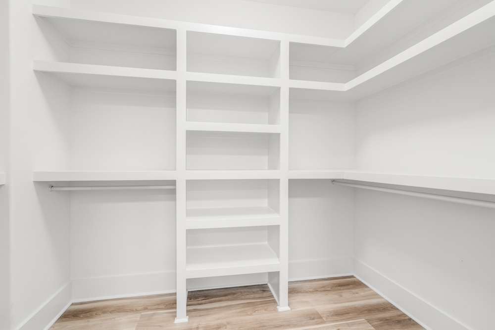 2600 Hillsboro Pike, Unit 115 Nashville, TN 37212 - Photo 12 of 29 a view of walk in closet with empty racks