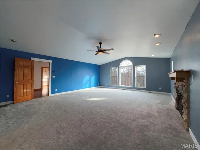 $459,900 | 1195 Ridgetop Drive, Farmington, MO 63640