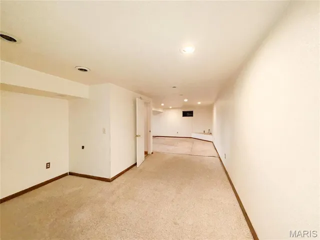 $459,900 | 1195 Ridgetop Drive, Farmington, MO 63640