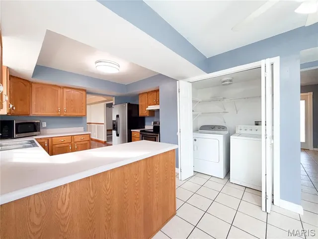 $459,900 | 1195 Ridgetop Drive, Farmington, MO 63640