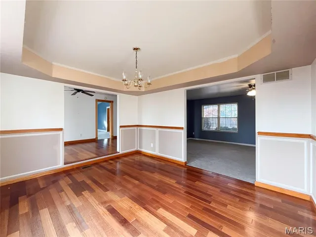 $459,900 | 1195 Ridgetop Drive, Farmington, MO 63640