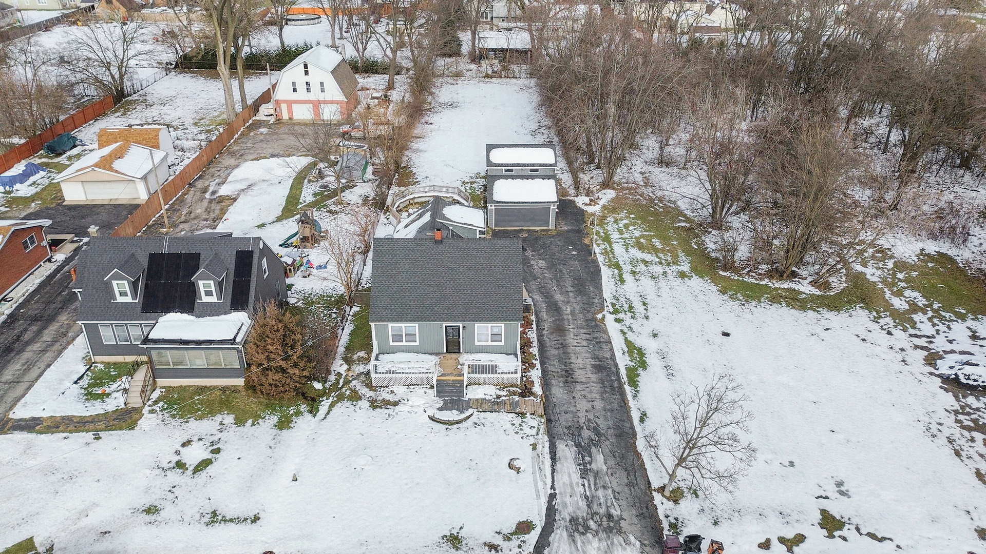 353 202nd Street Chicago Heights, IL 60411 - Photo 32 of 33 an aerial view of residential houses with outdoor space