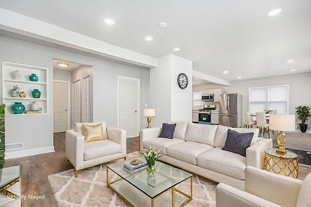 $239,900 | 353 202nd Street, Chicago Heights, IL 60411