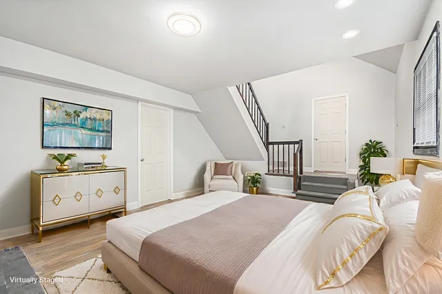 $239,900 | 353 202nd Street, Chicago Heights, IL 60411