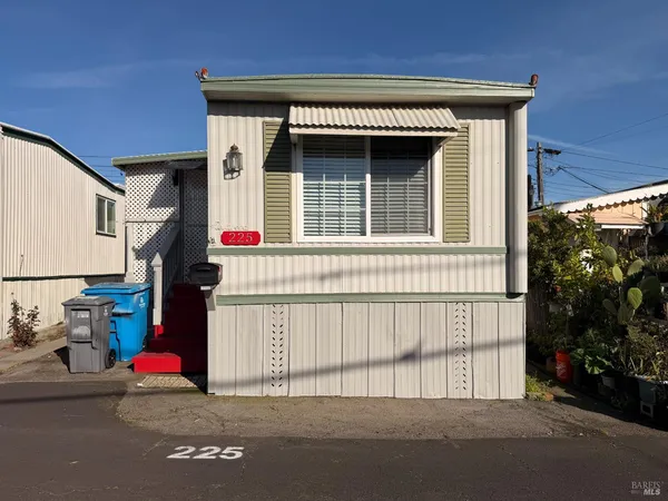 $98,500 | 2500 Springs Road, Unit 225, Vallejo, CA 94591