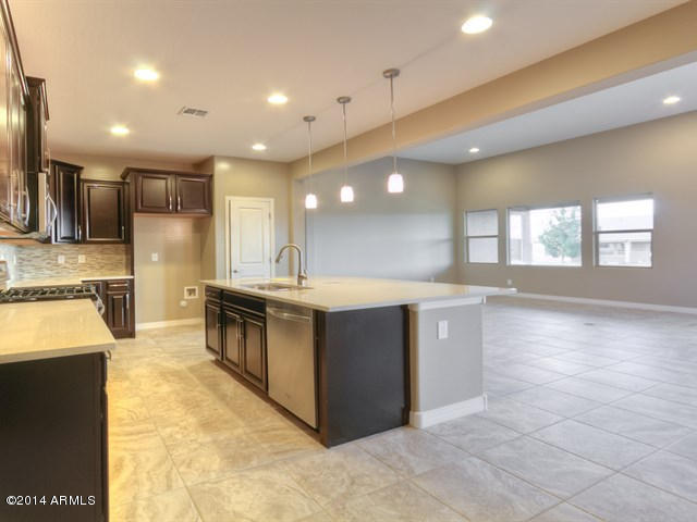 41988 West Cribbage Road Maricopa, AZ 85138 - Photo 6 of 30 008_Kitchen