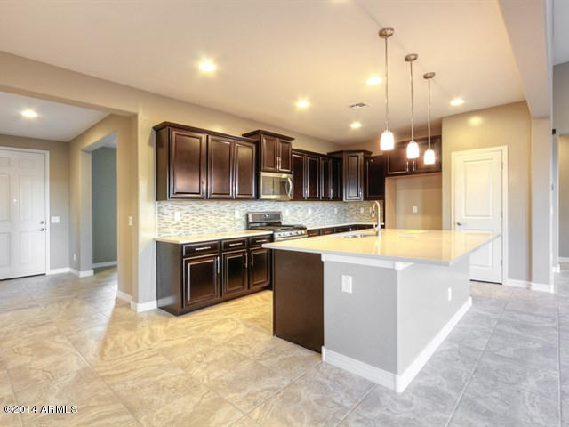 41988 West Cribbage Road Maricopa, AZ 85138 - Photo 7 of 30 009_Kitchen