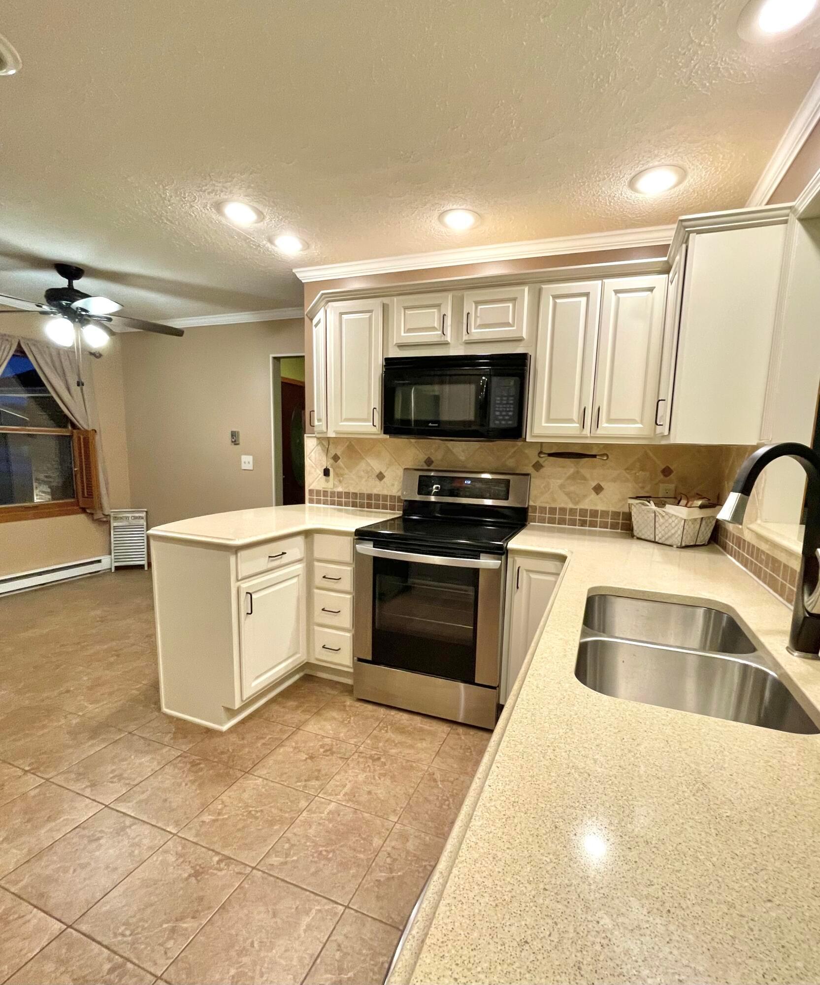1730 Westminster Road Marion, OH 43302 - Photo 9 of 36 E8B18F2F-DC75-4DAE-A3D4-22F29325FA5C