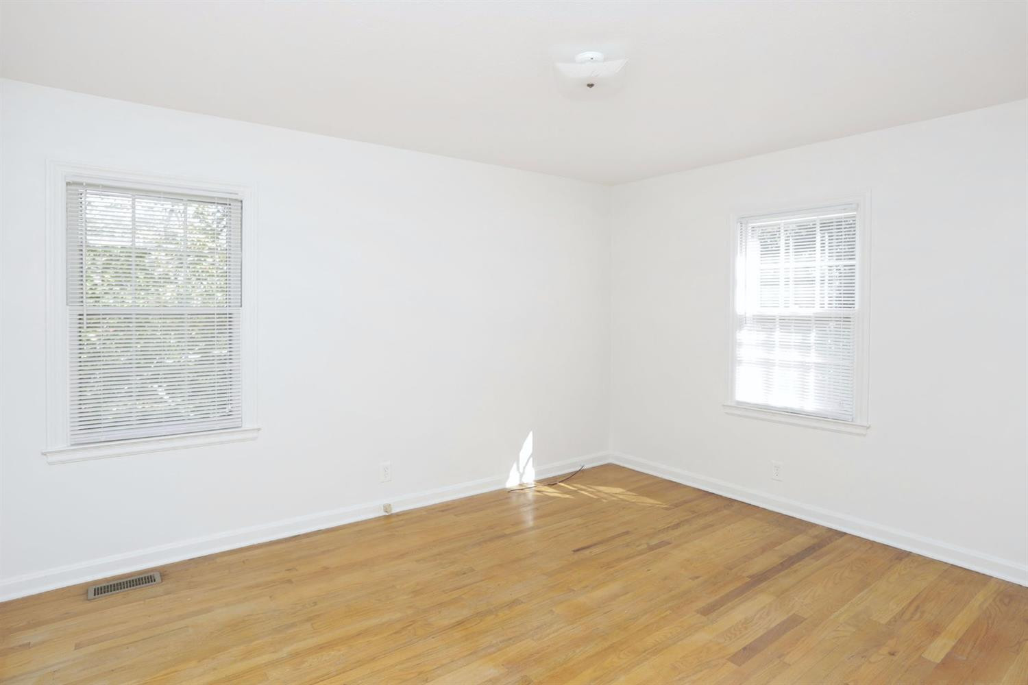 1029 Castleton Way Lexington, KY 40517 - Photo 10 of 21 Photo 10