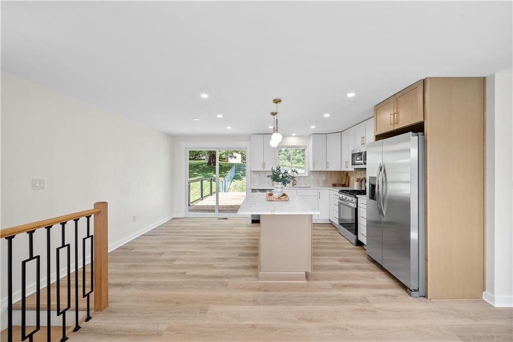 335 Eighmy Road Pittsburgh, PA 15239 - Photo 18 of 49 Gallery Image 18