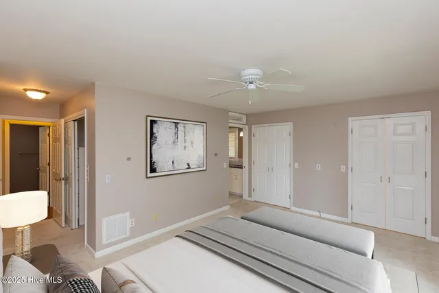 $715,000 | 121 Lakeview Point, West End, NC 27376