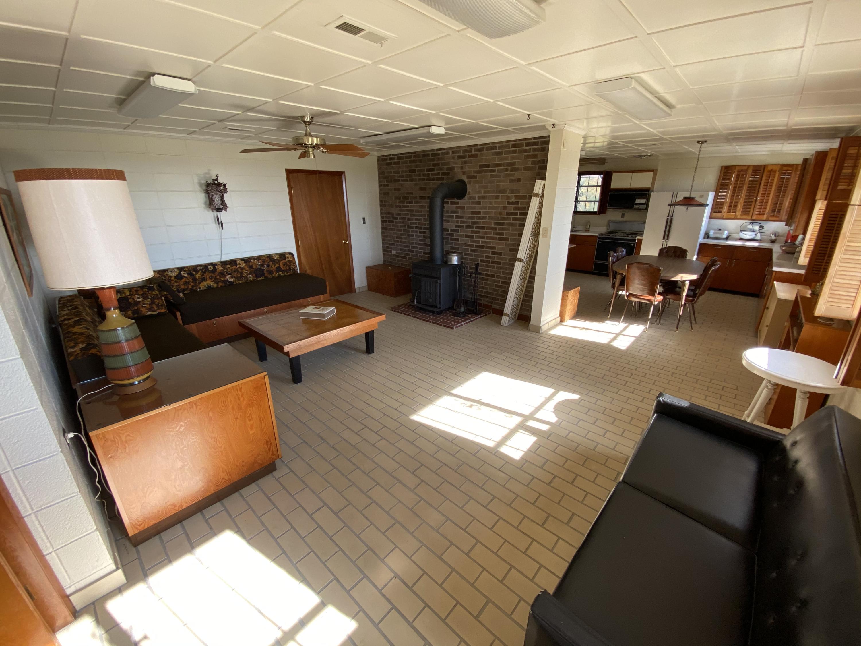 3429 Clear Springs Road Mascot, TN 37806 - Photo 21 of 26 Guest House