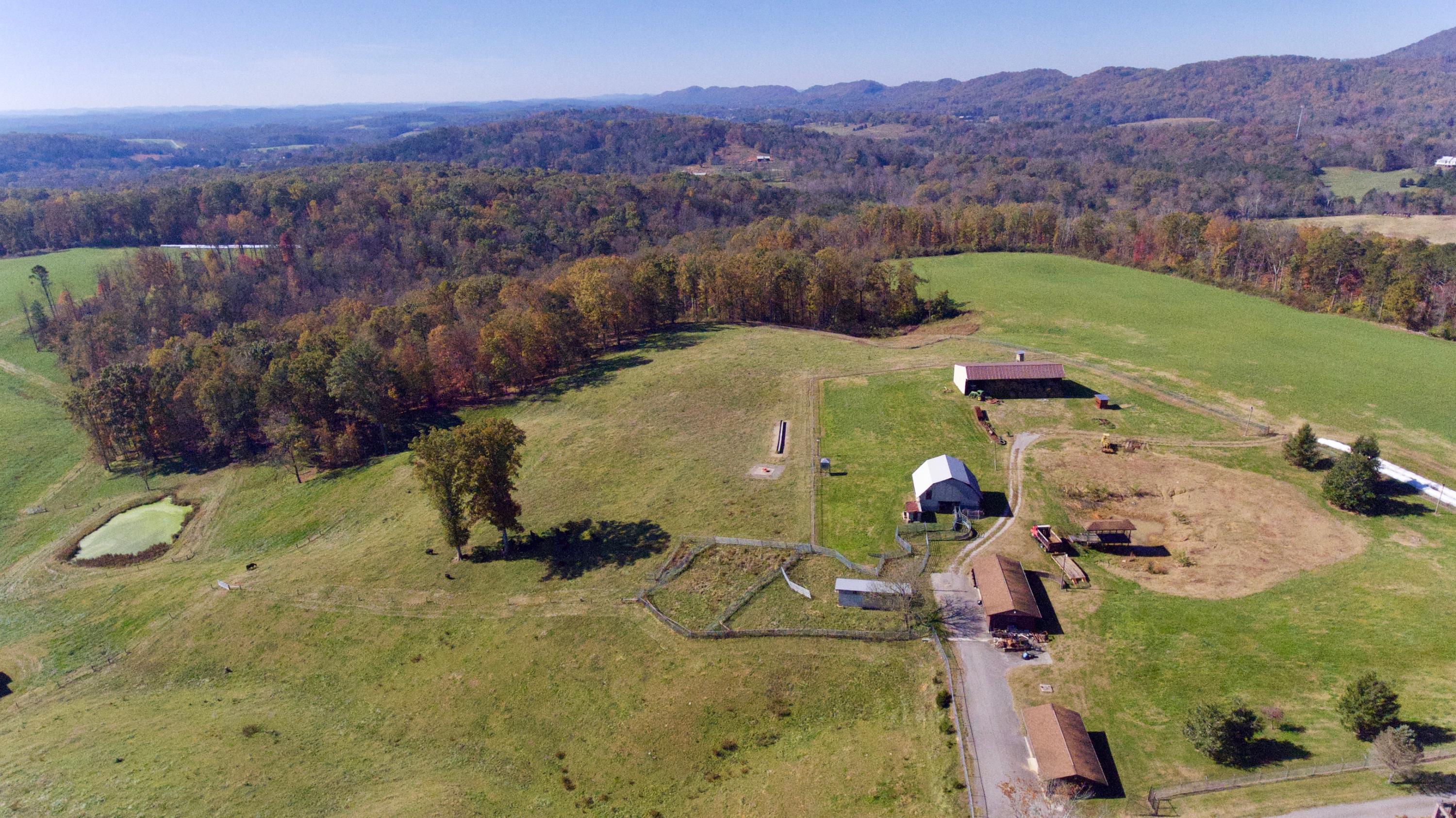 3429 Clear Springs Road Mascot, TN 37806 - Photo 9 of 26 Barns