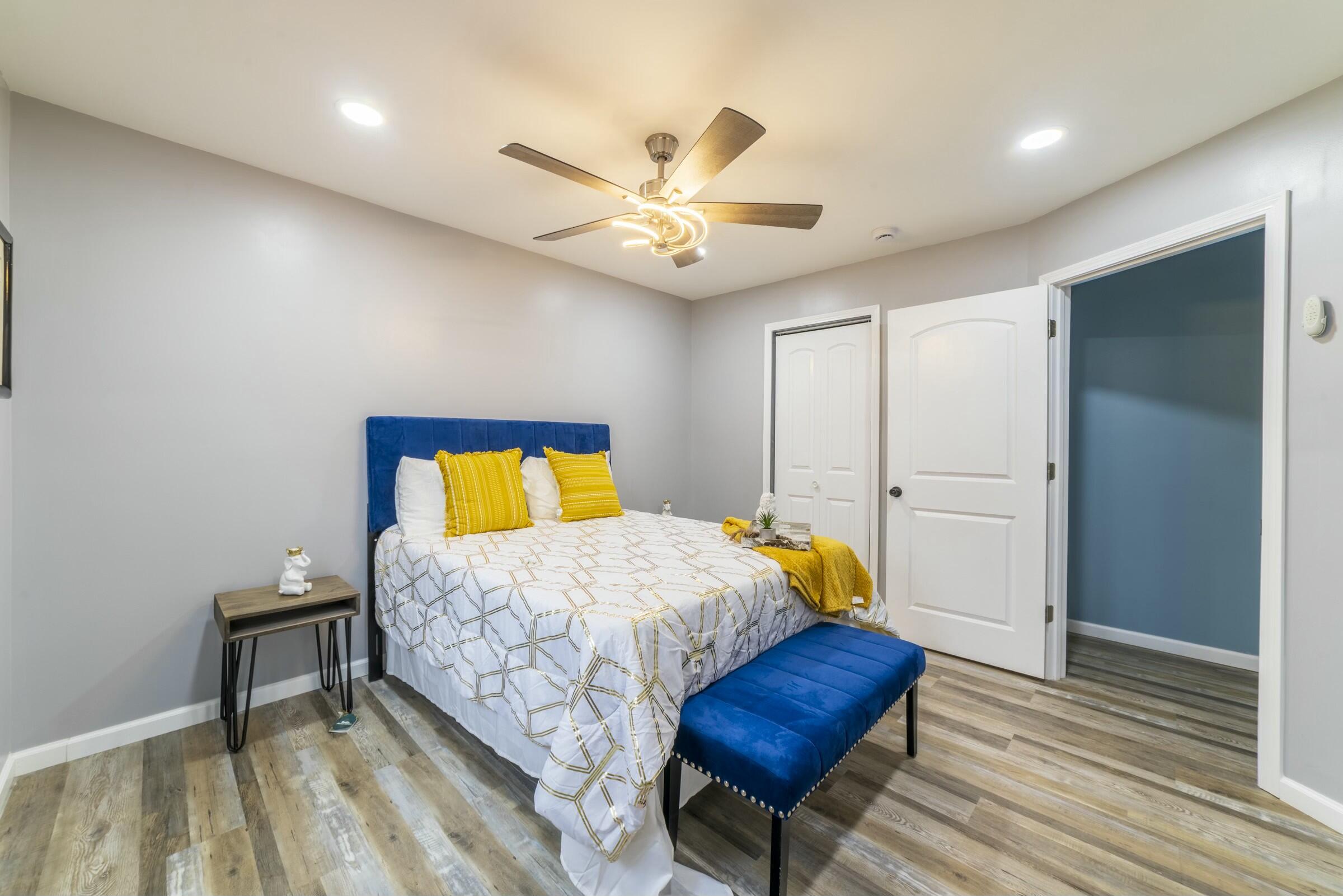 3714 20th Place Gary, IN 46404 - Photo 14 of 43 2400x1601