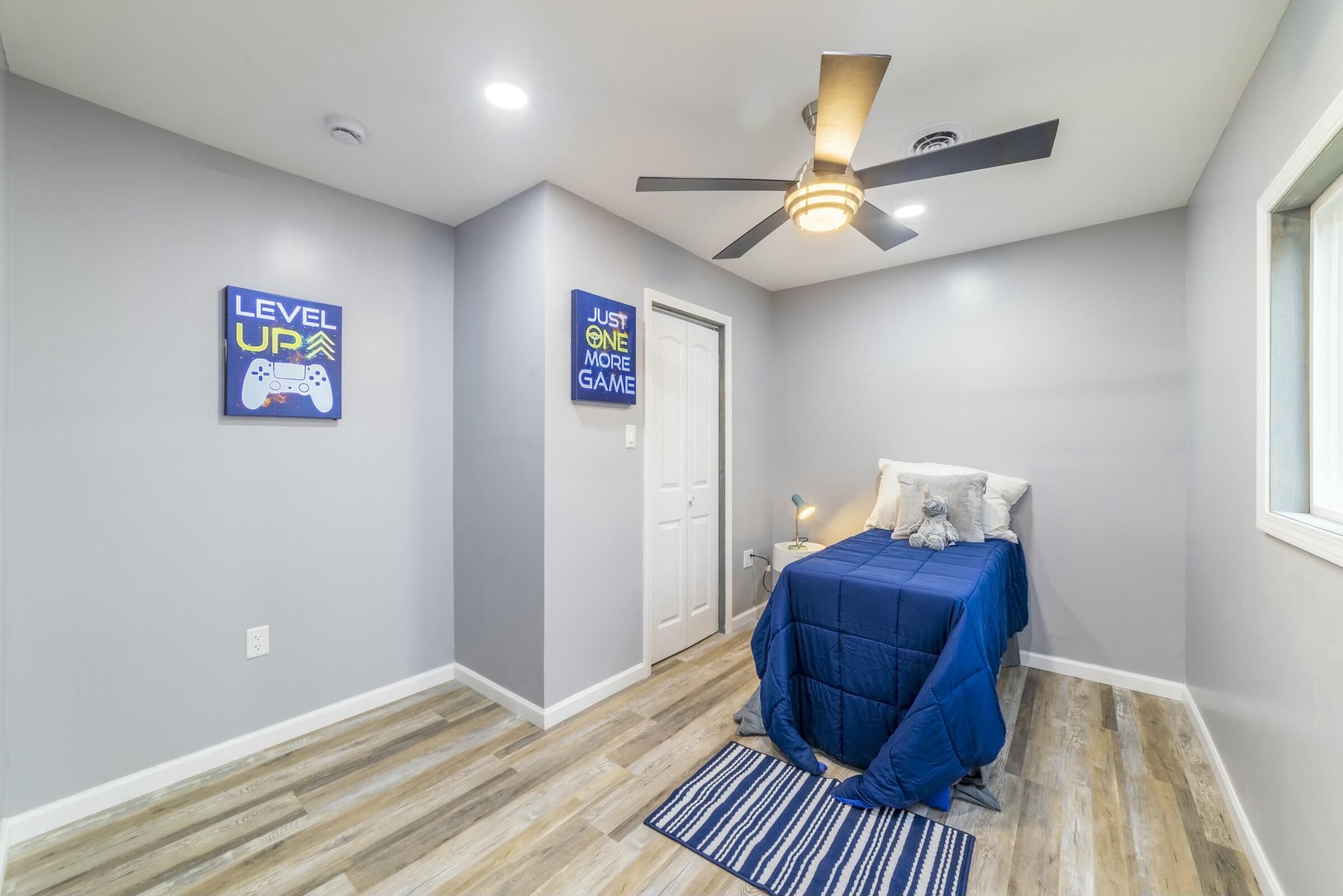 3714 20th Place Gary, IN 46404 - Photo 19 of 43 2400x1601