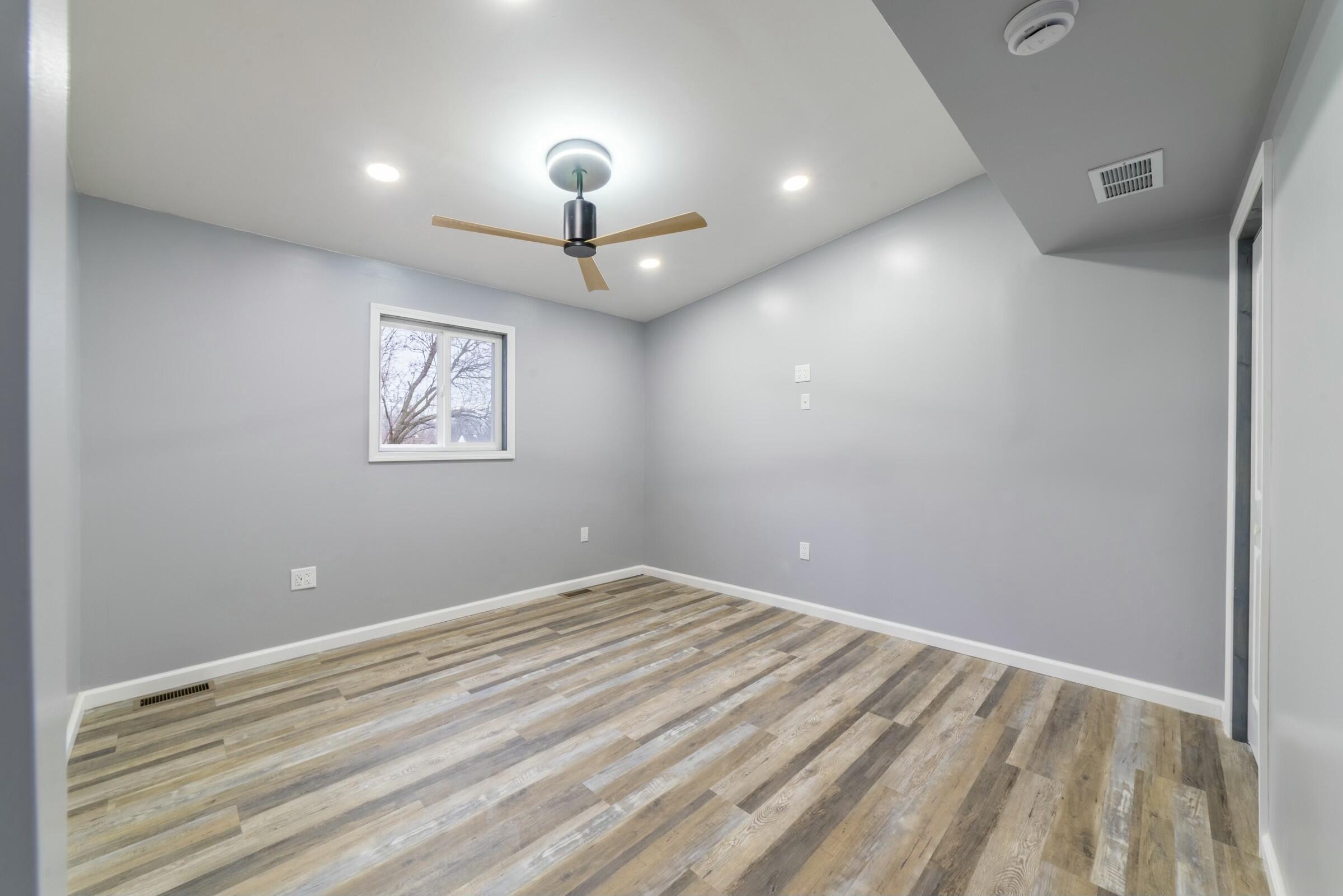 3714 20th Place Gary, IN 46404 - Photo 33 of 43 2400x1601