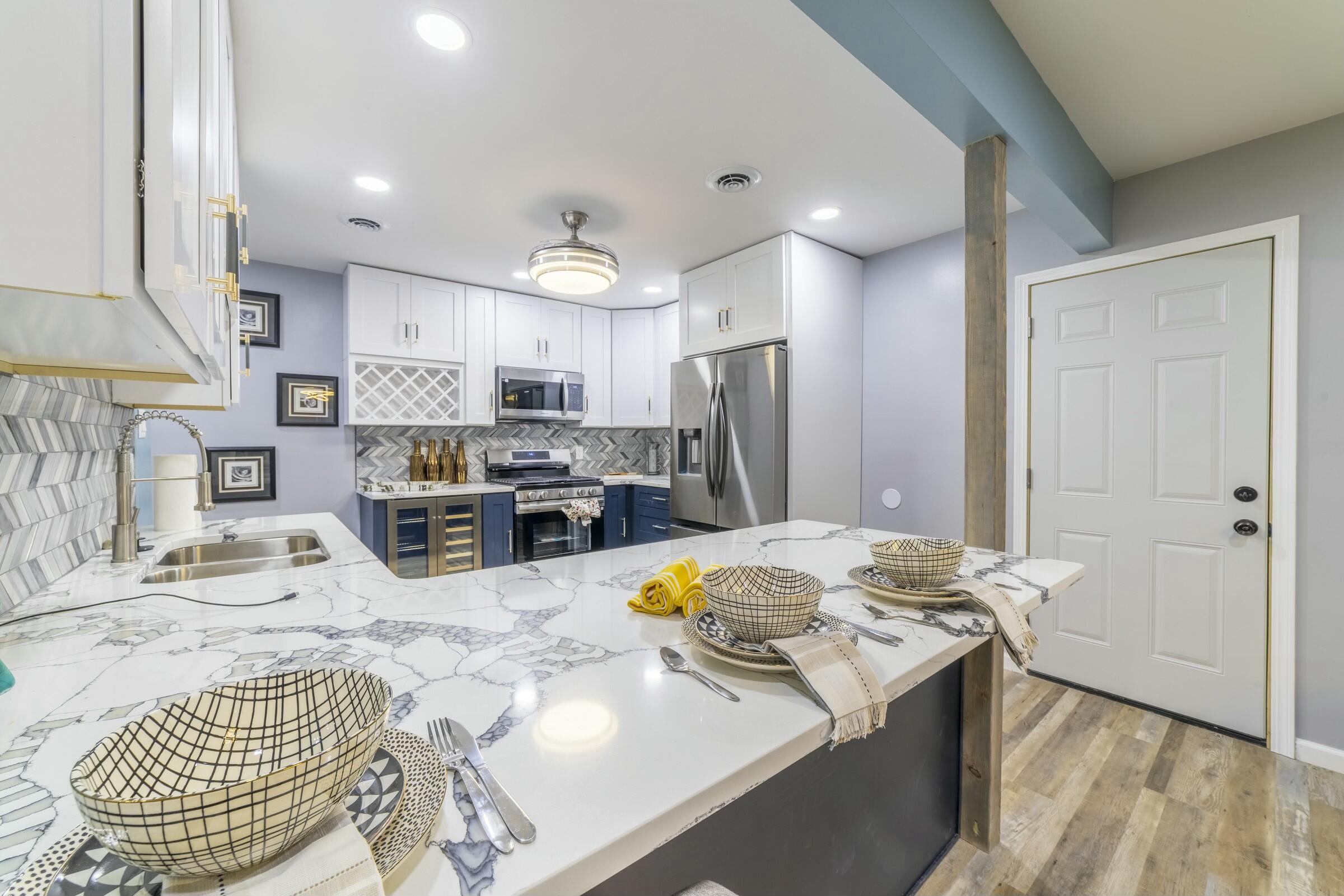 3714 20th Place Gary, IN 46404 - Photo 7 of 43 2400x1601