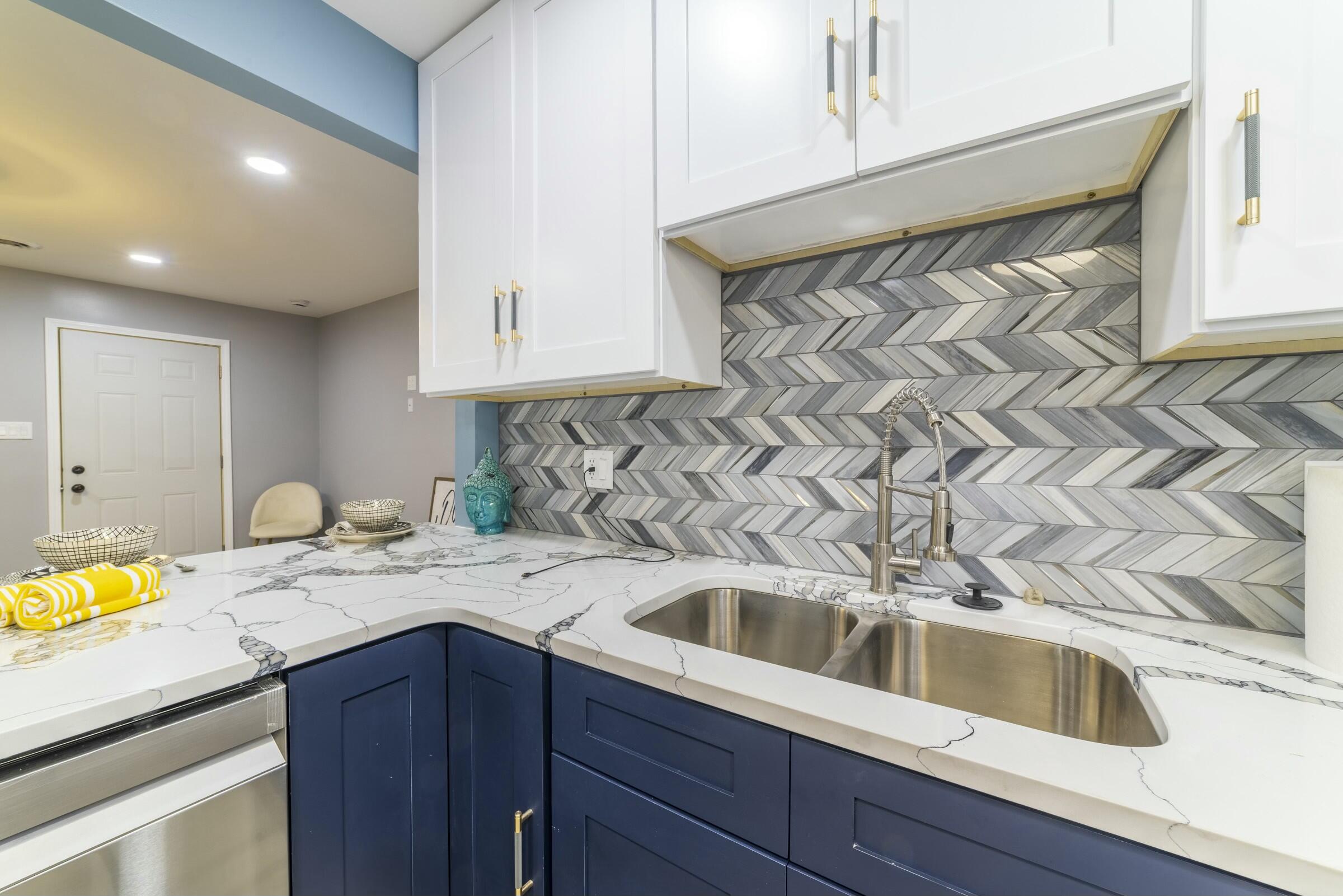 3714 20th Place Gary, IN 46404 - Photo 8 of 43 2400x1601