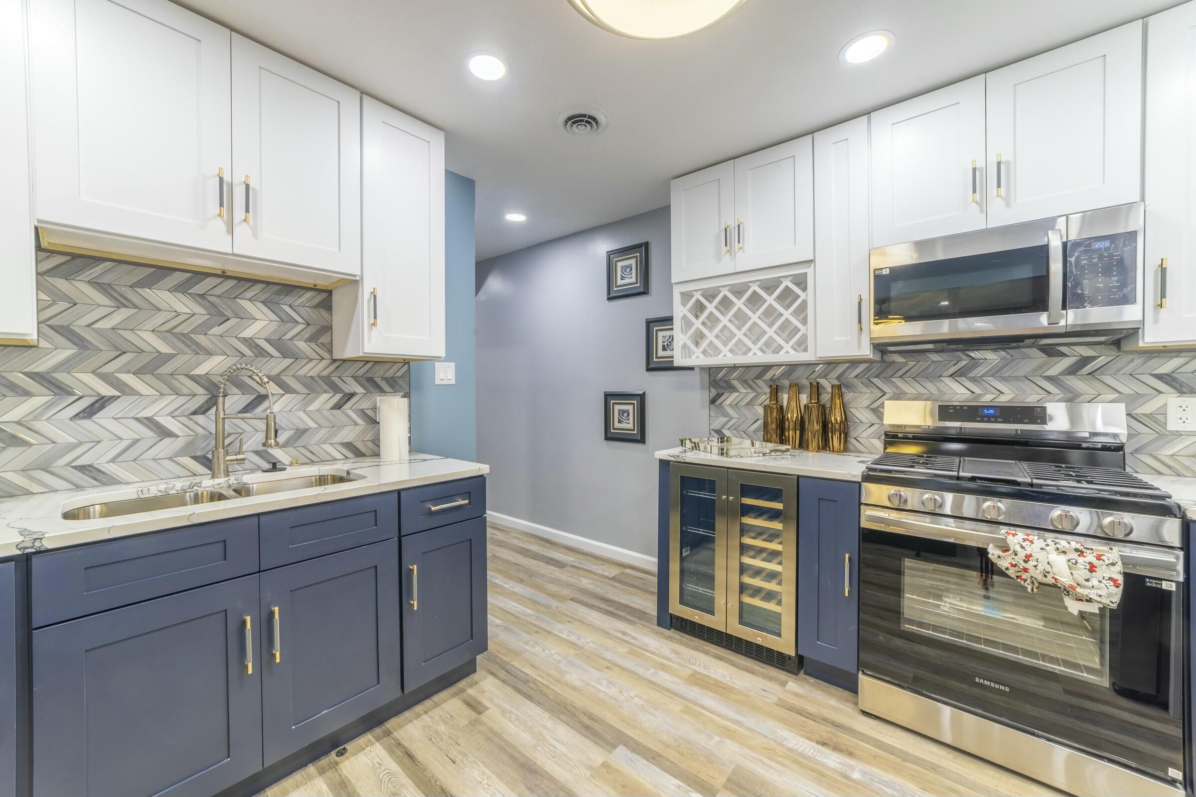 3714 20th Place Gary, IN 46404 - Photo 9 of 43 2400x1601