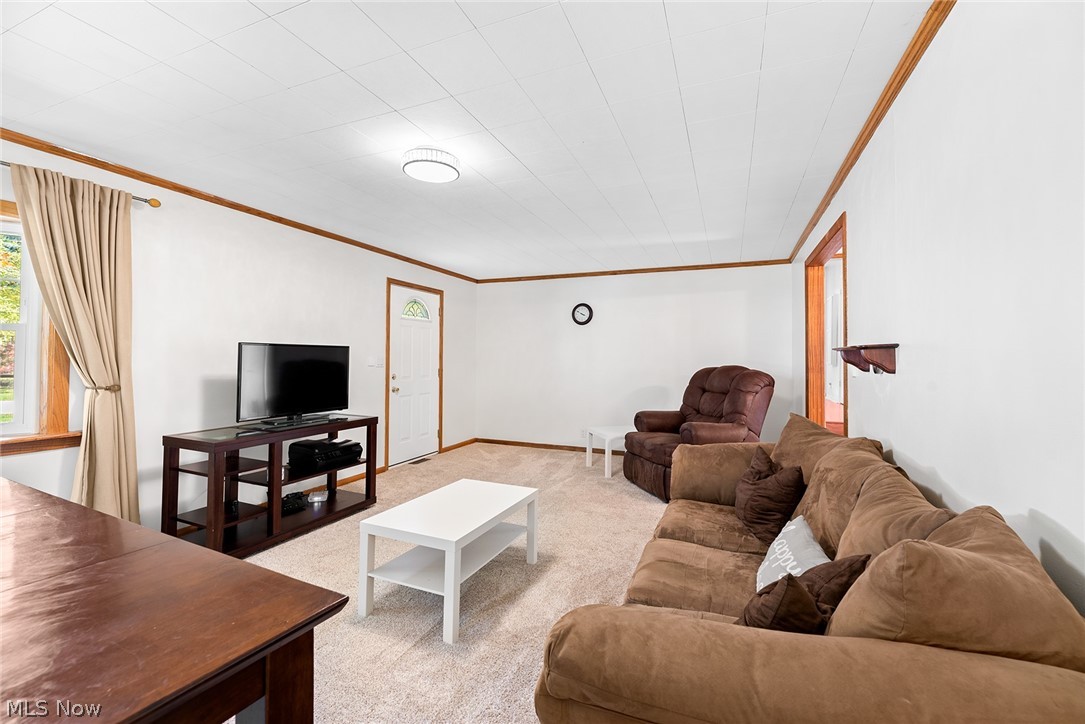 4068 Pardee Road Stow, OH 44224 - Photo 4 of 35 Gallery Image 4