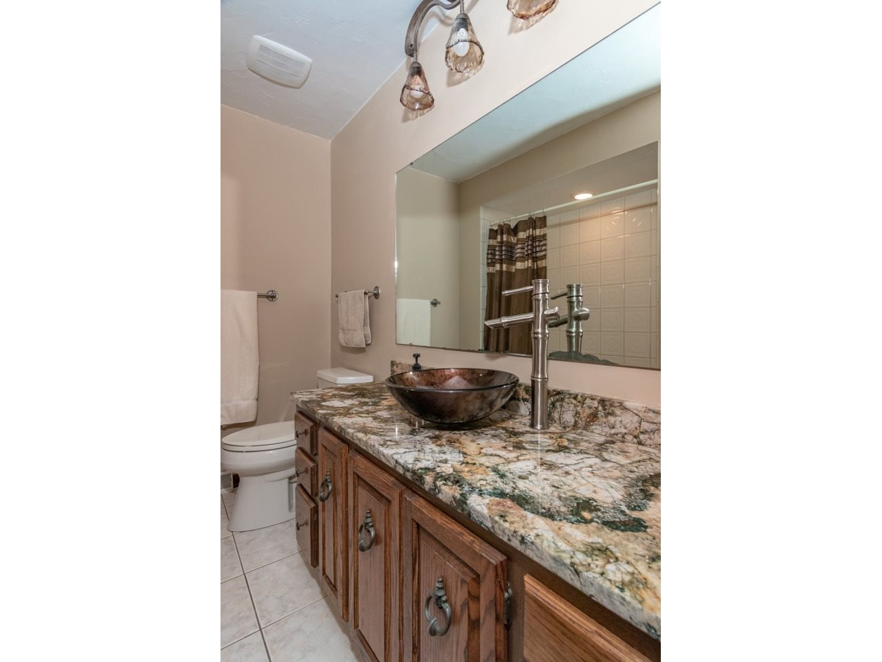 1532 Featherstone Road Rockford, IL 61107 - Photo 14 of 25 Gallery Image 14