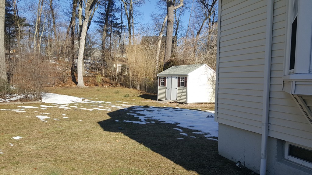 47 Hoover Road Walpole, MA 02081 - Photo 17 of 18 Gallery Image 17