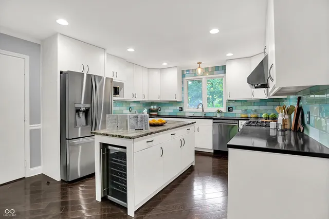 $689,000 | 8924 Stormhaven Court, Indianapolis, IN 46256