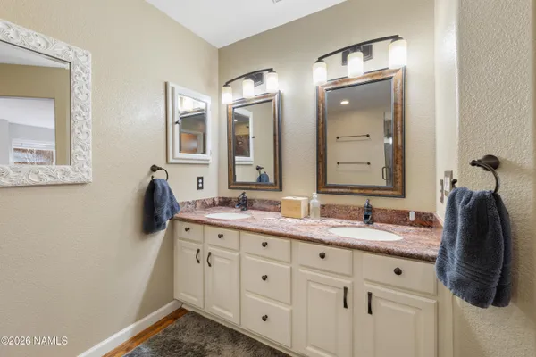 $1,025,000 | 6080 East Abineau Canyon Drive, Flagstaff, AZ 86004
