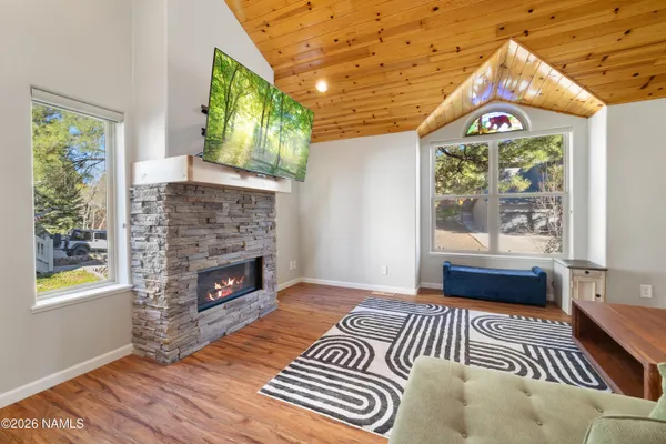 $1,025,000 | 6080 East Abineau Canyon Drive, Flagstaff, AZ 86004