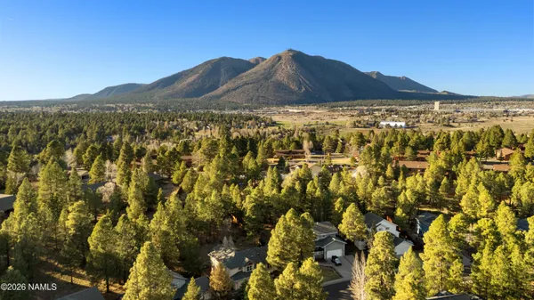 $1,025,000 | 6080 East Abineau Canyon Drive, Flagstaff, AZ 86004