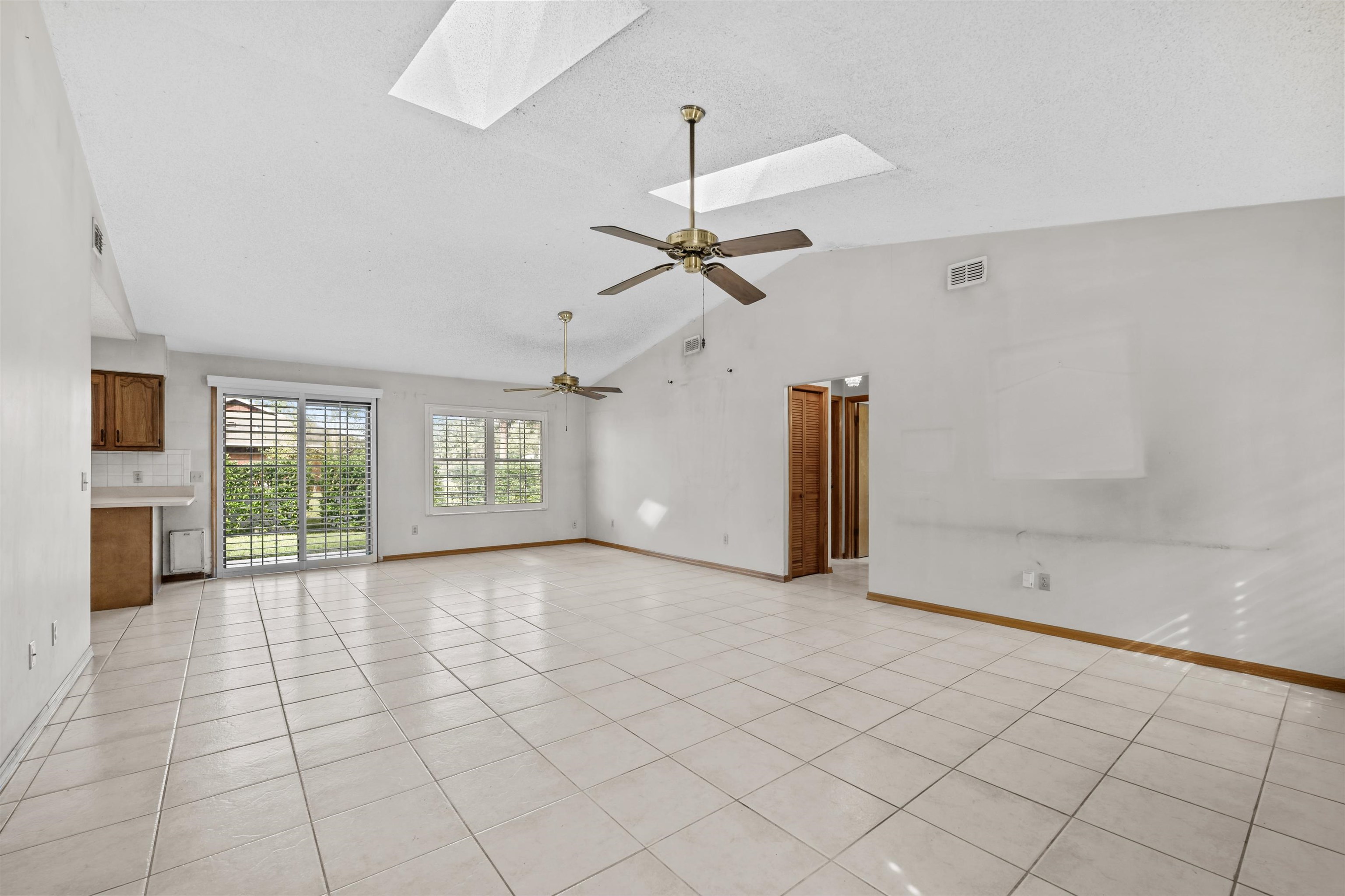 240 Watson Road St. Augustine, FL 32086 - Photo 7 of 43 Gallery Image 7