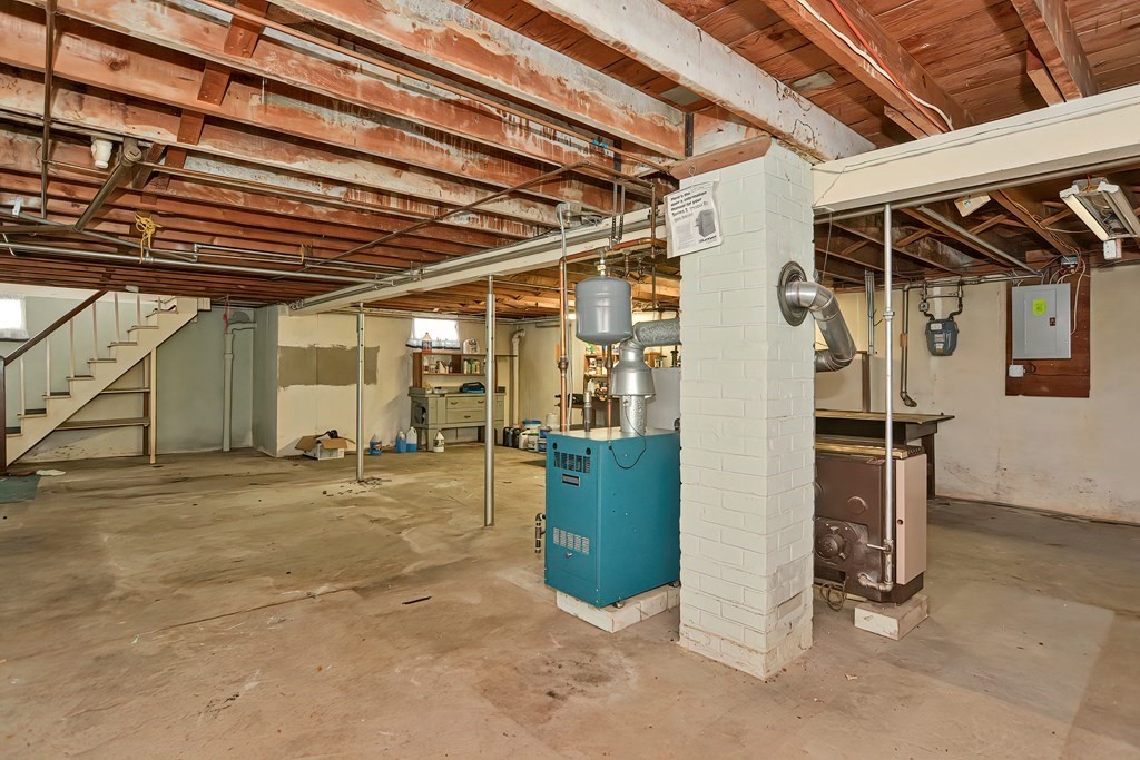 84 Winthrop Street Fall River, MA 02721 - Photo 24 of 35 Gallery Image 24