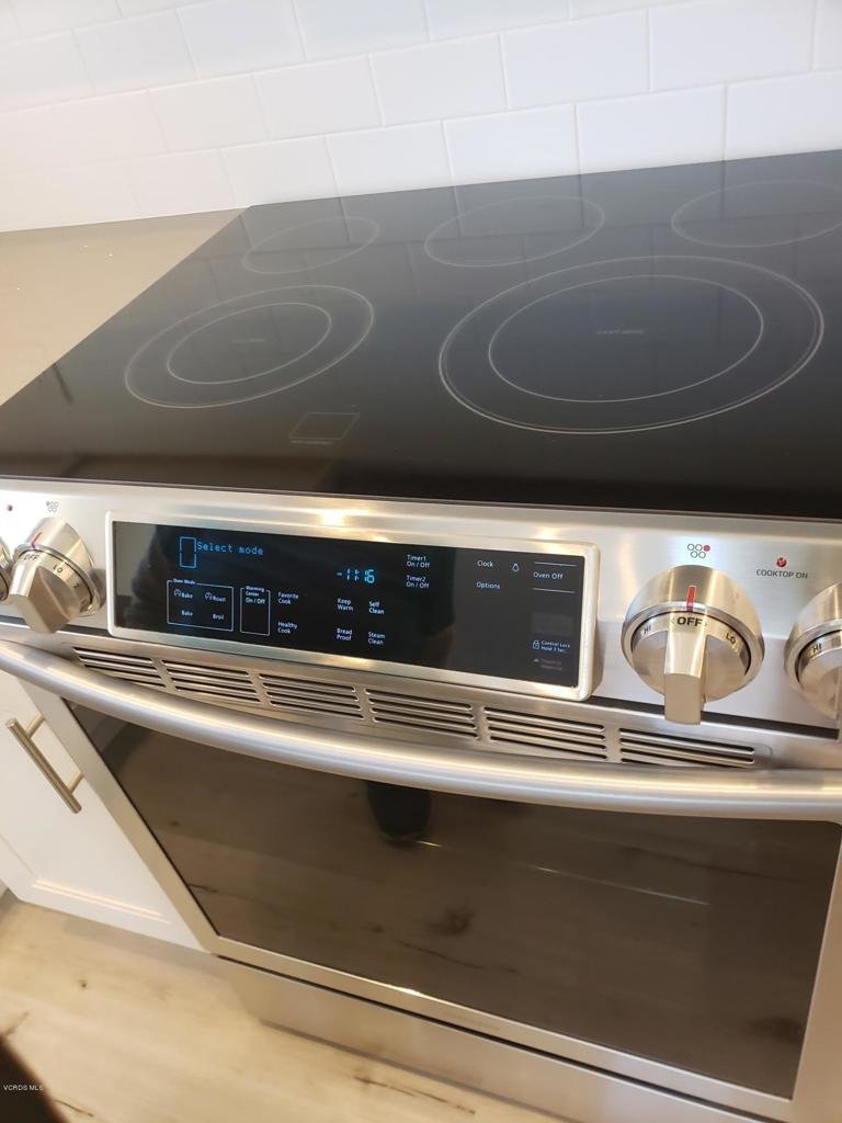 221 Oak Leaf Drive, Unit 203 Thousand Oaks, CA 91360 - Photo 10 of 53